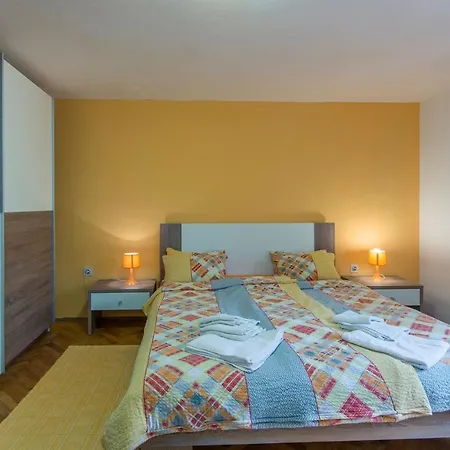 Complex Sauko Gasthuis 3*