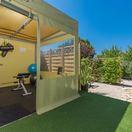 بيت ضيافة Complex Sauko 3*