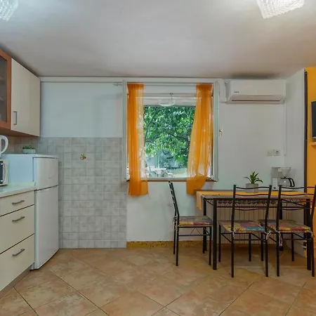 بيت ضيافة Complex Sauko 3*